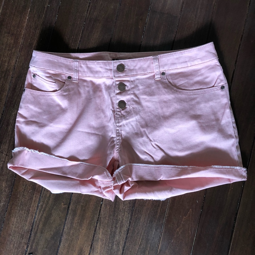 Daisy Fuentes peach jean shorts 8 NWOT